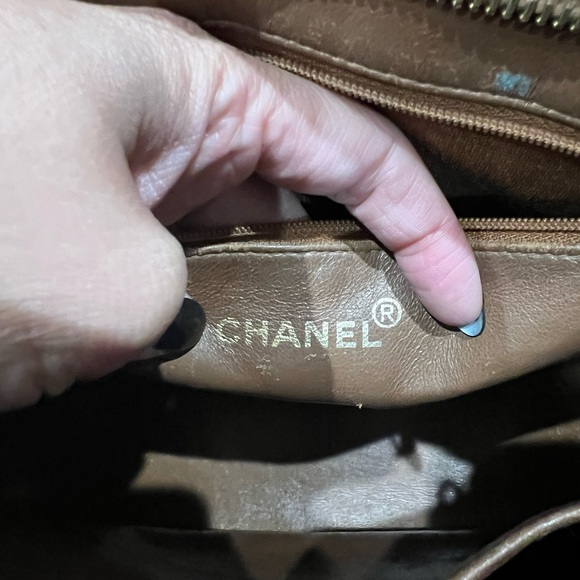 Chanel Caviar Quilted Medallion Tote Bag - Picture 4 of 17